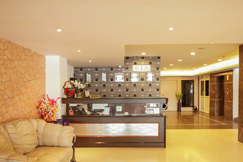 Capital O 7331 Hotel Downtown New Delhi Extérieur photo