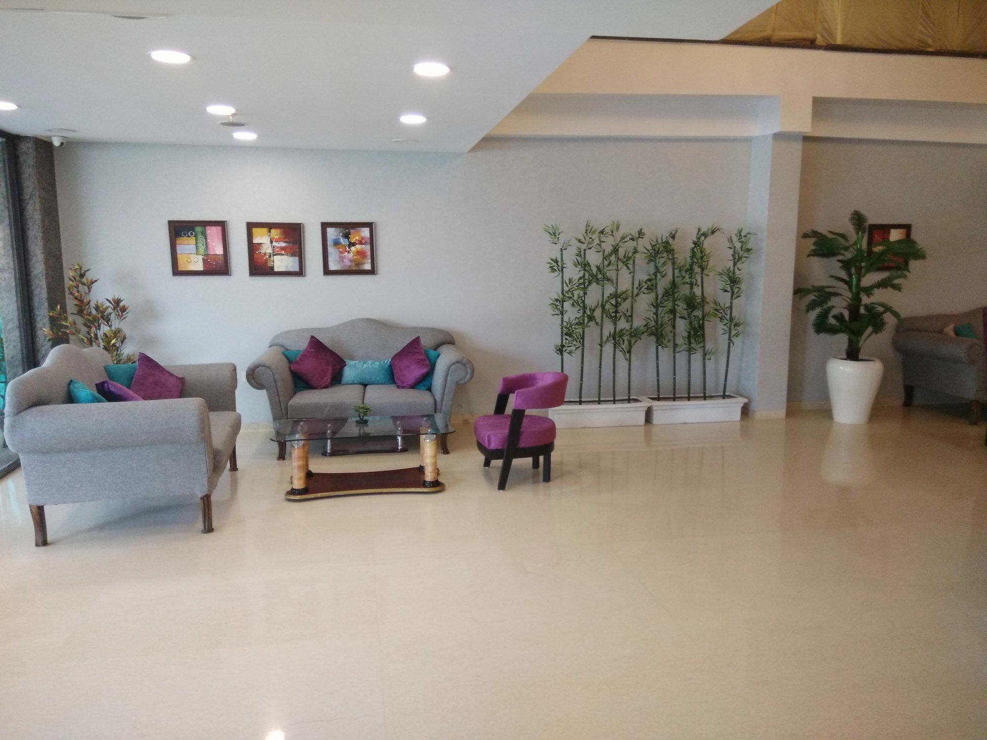 Capital O 7331 Hotel Downtown New Delhi Extérieur photo